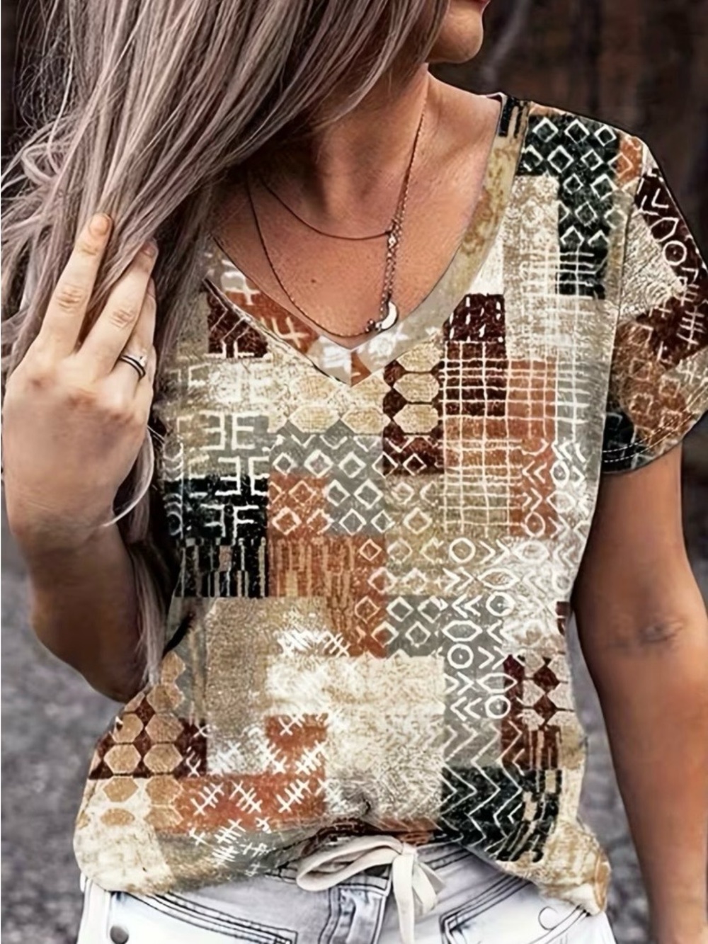 Abstract Patchwork V-Neck T-shirt in Neutral Earth Toned Colors XL